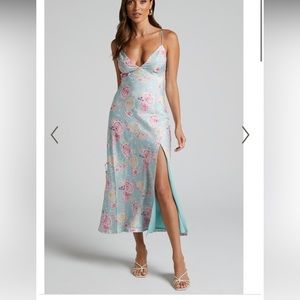 SHOWPO JARRAH MIDI DRESS IN BLUE GRACE FLORAL